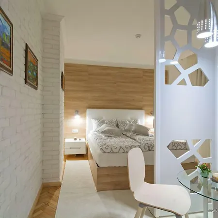 Art Apartament *