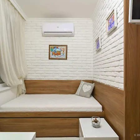 Art アパート ヴェリコ・タルノヴォ